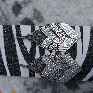 Dangle chevron earrings